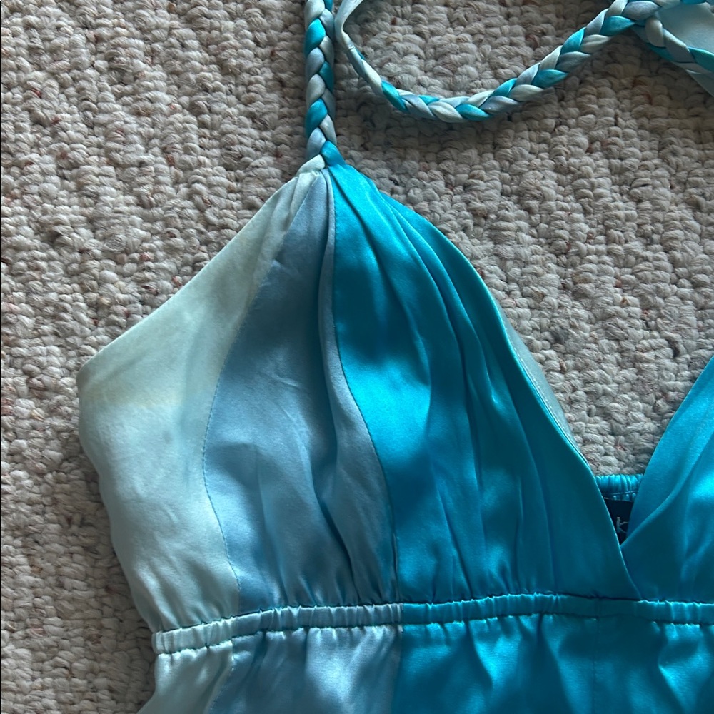 Bebe silk halter top - Picture 3 of 3